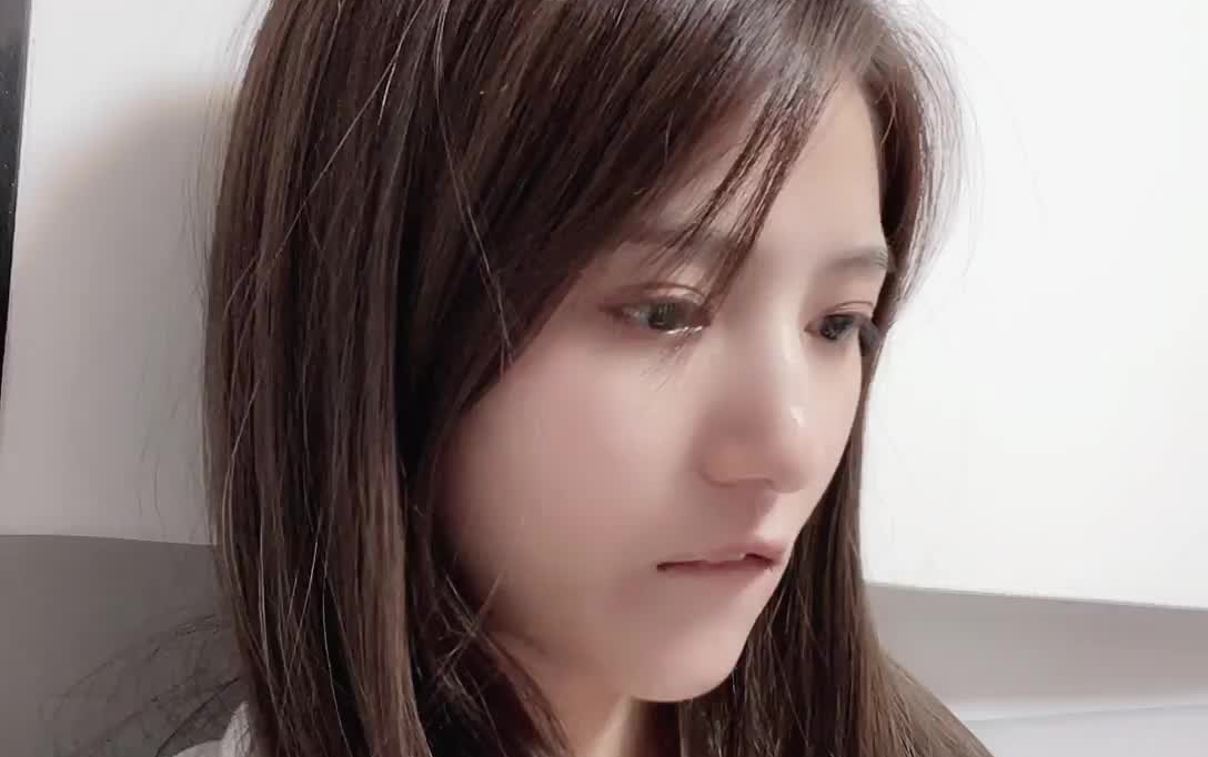 抖音女神很美的小姐姐素颜直播