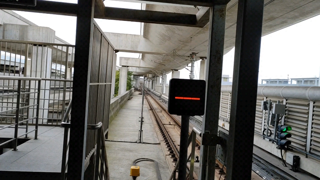 11号线伪咖最大号1172罗山路出站 下一站御桥 开往嘉定北