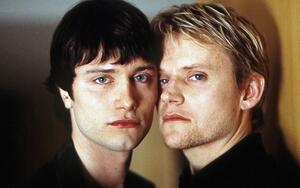 不漫长/no night is too long[2002][中文字幕][qaf]_欧美电影_电影