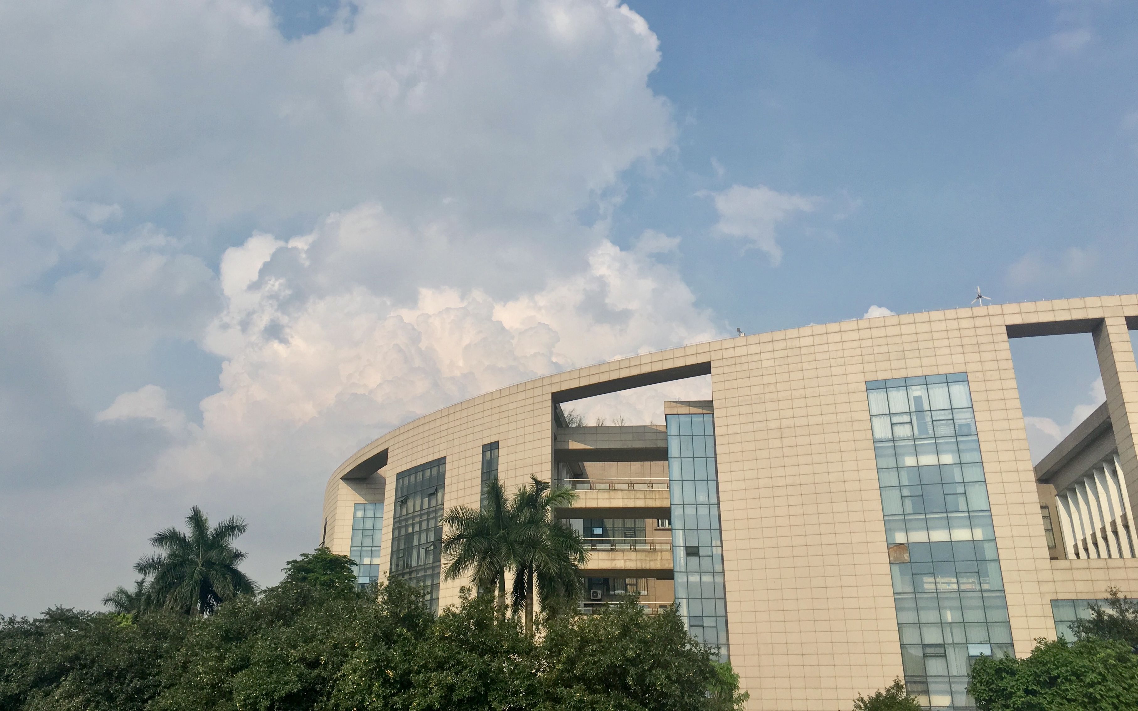 活动作品广州大学太想回校了全景航拍带你重返广大