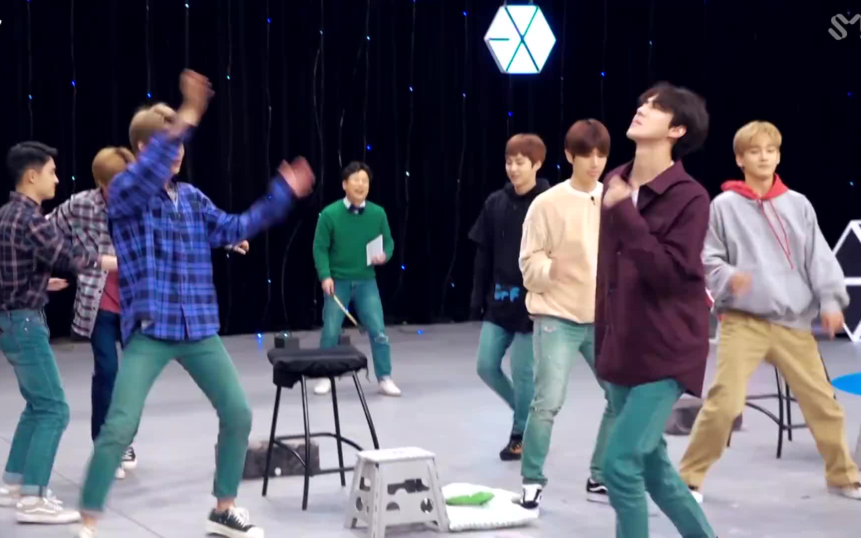 EXO新团综《给你看EXO》 合集(持更)哔哩哔哩bilibili