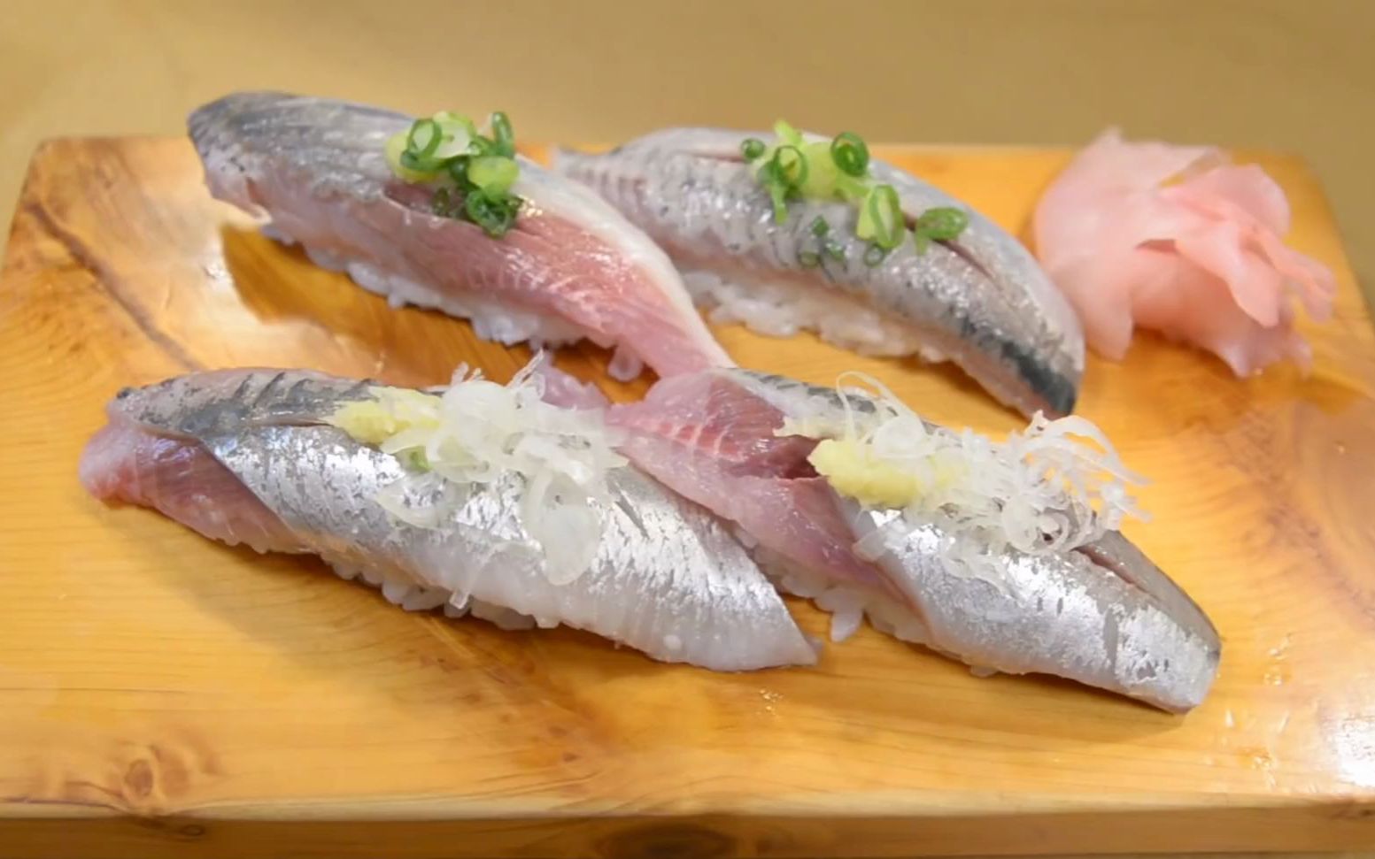 【寿司master】沙丁鱼握寿司(远东拟沙丁鱼)_哔哩哔哩_bilibili