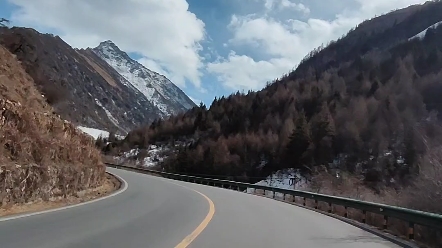 巴朗山隧道图片