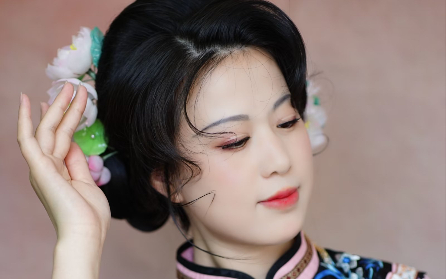 清汉女妆发搭配