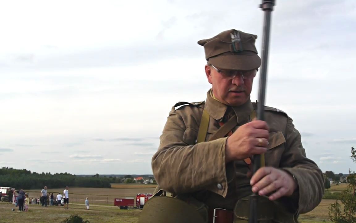 二战波兰军队 wzór-35反坦克步枪_哔哩哔哩 (゜-゜)つロ 干杯~-bili