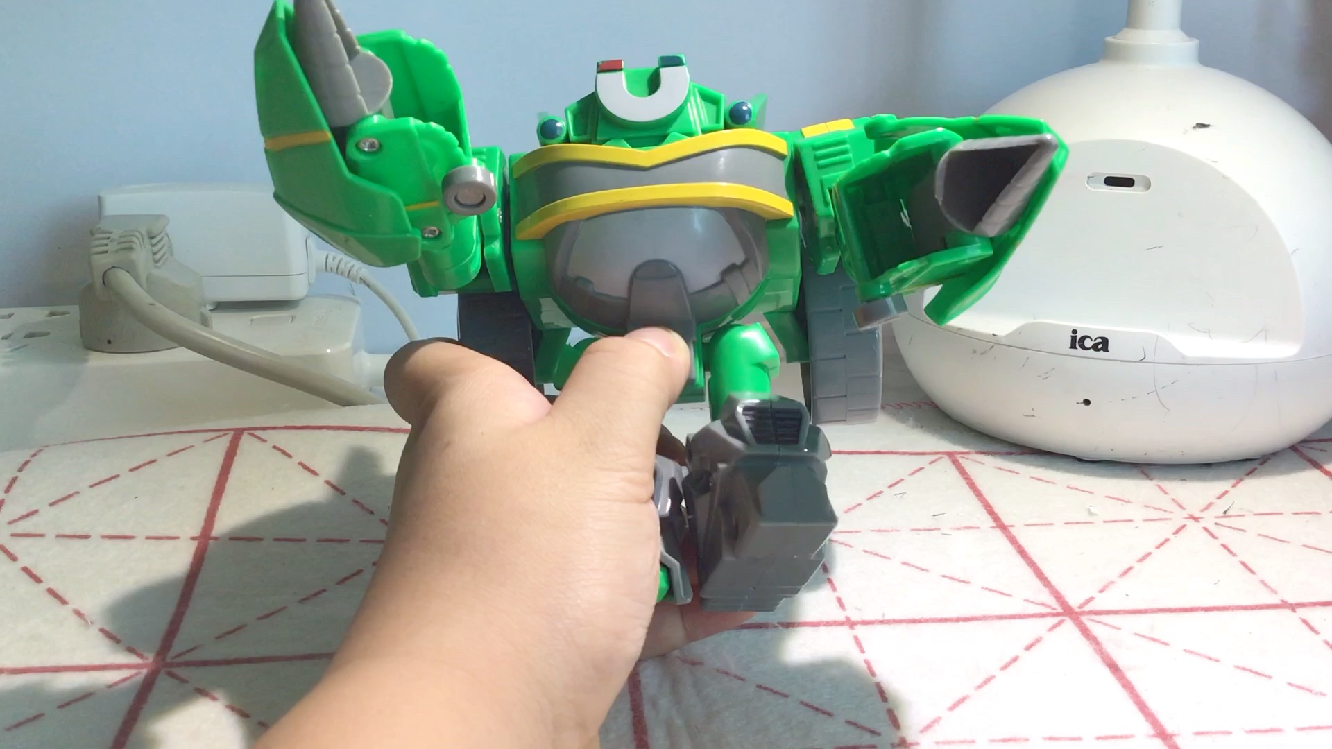 【小轩玩具乐园】酷炫花心机车侠登场!