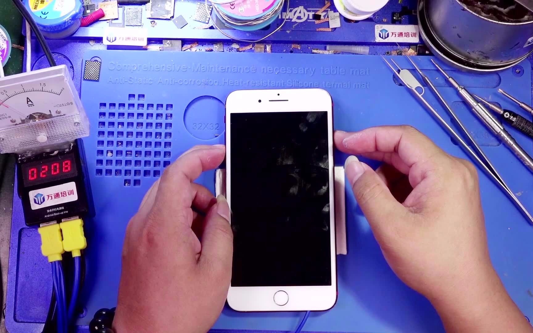 iPhone7P不充电 师傅仔细教步骤
