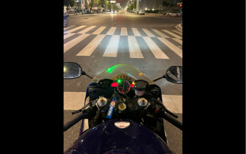 夜骑雅马哈yzfr6 一台被网络神话的车哔哩哔哩bilibili