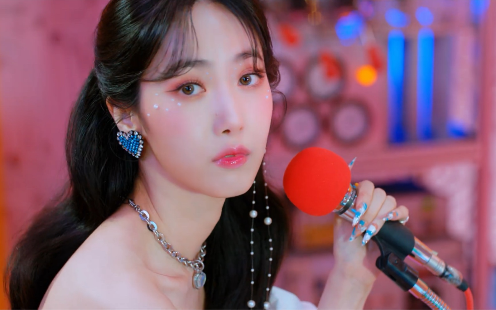 viviz信飞 sinb《bop bop》概念视频#2 公开