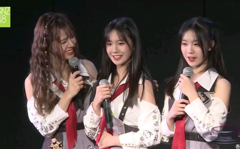 性感对决:梁娇梁乔snh48(gnz48)