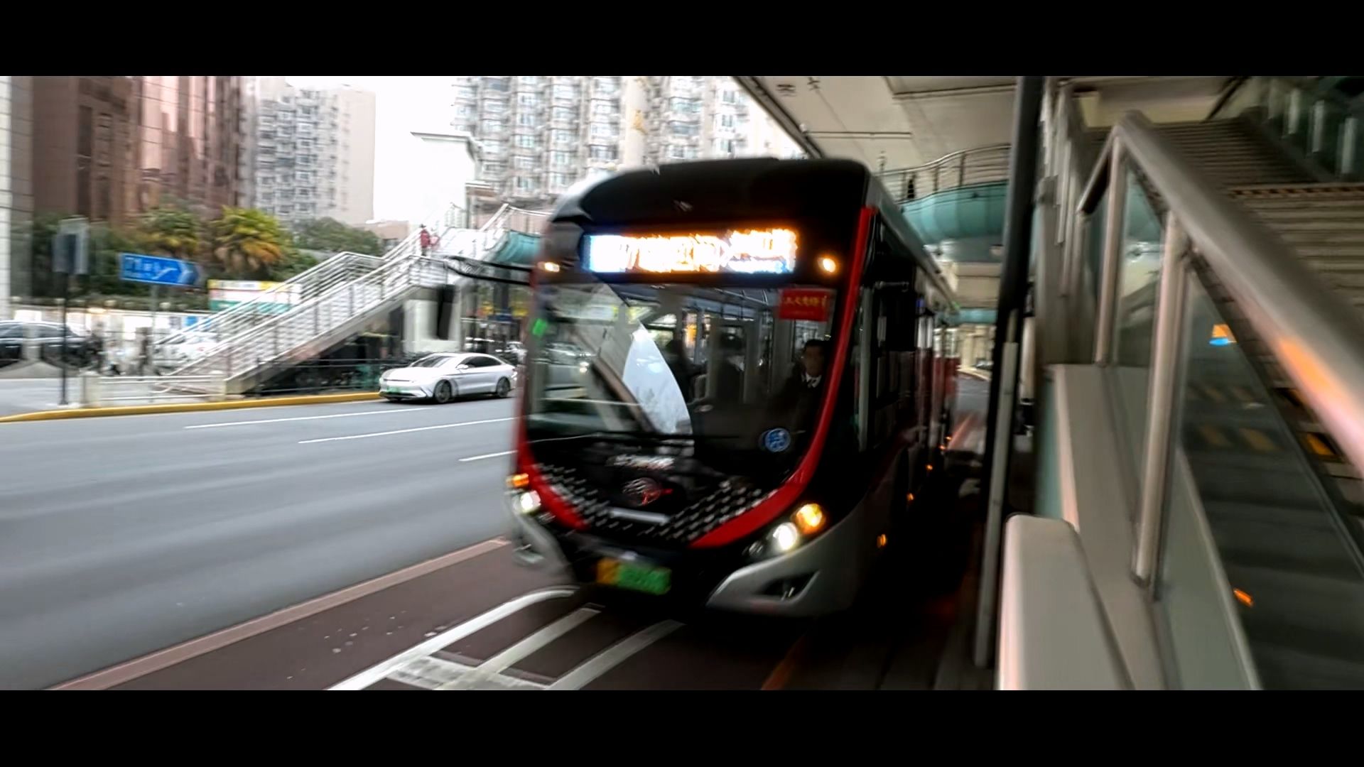 上海公交 巴士三公司 71路区间 z2f-0101