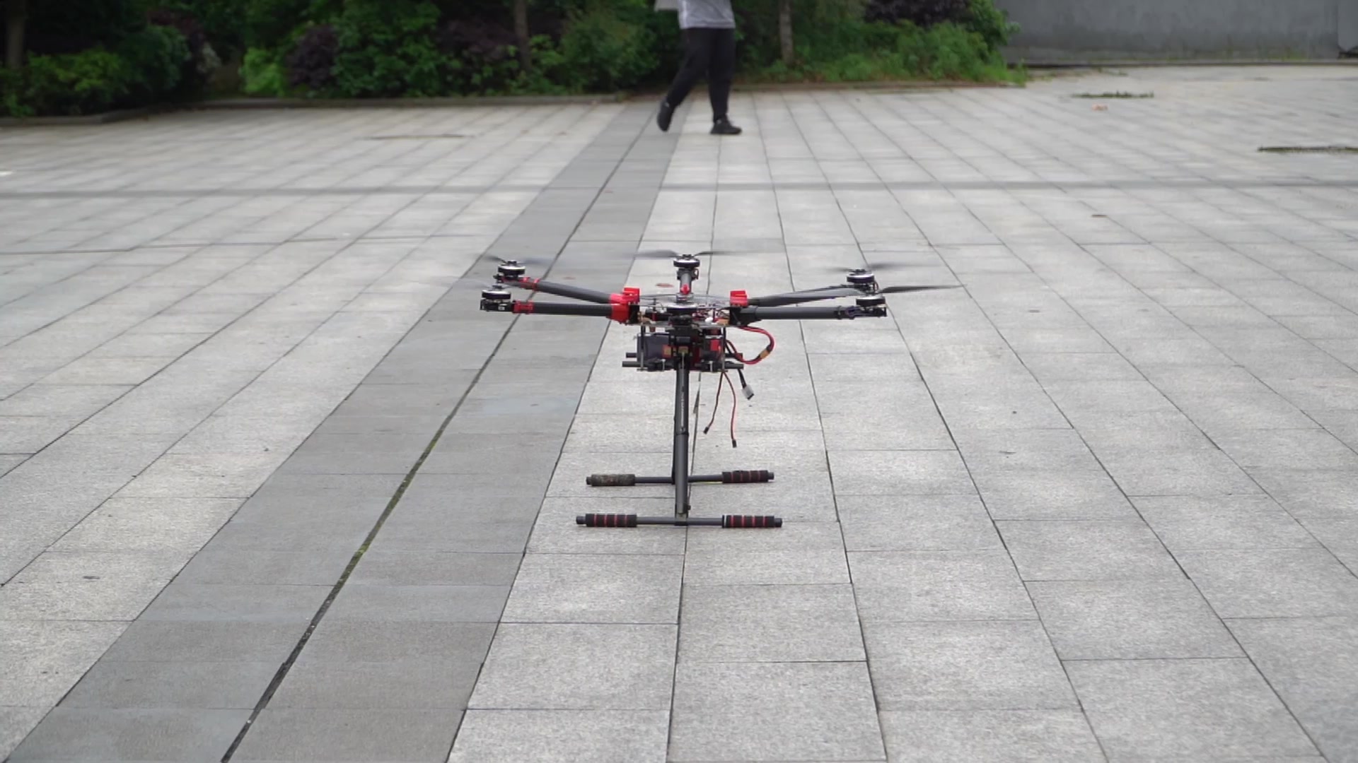 s1000多旋翼无人机试飞_哔哩哔哩 (゜-゜)つロ 干杯~-bilibili