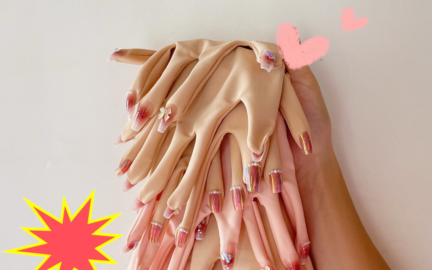 带钻kigurumi长手套来咯