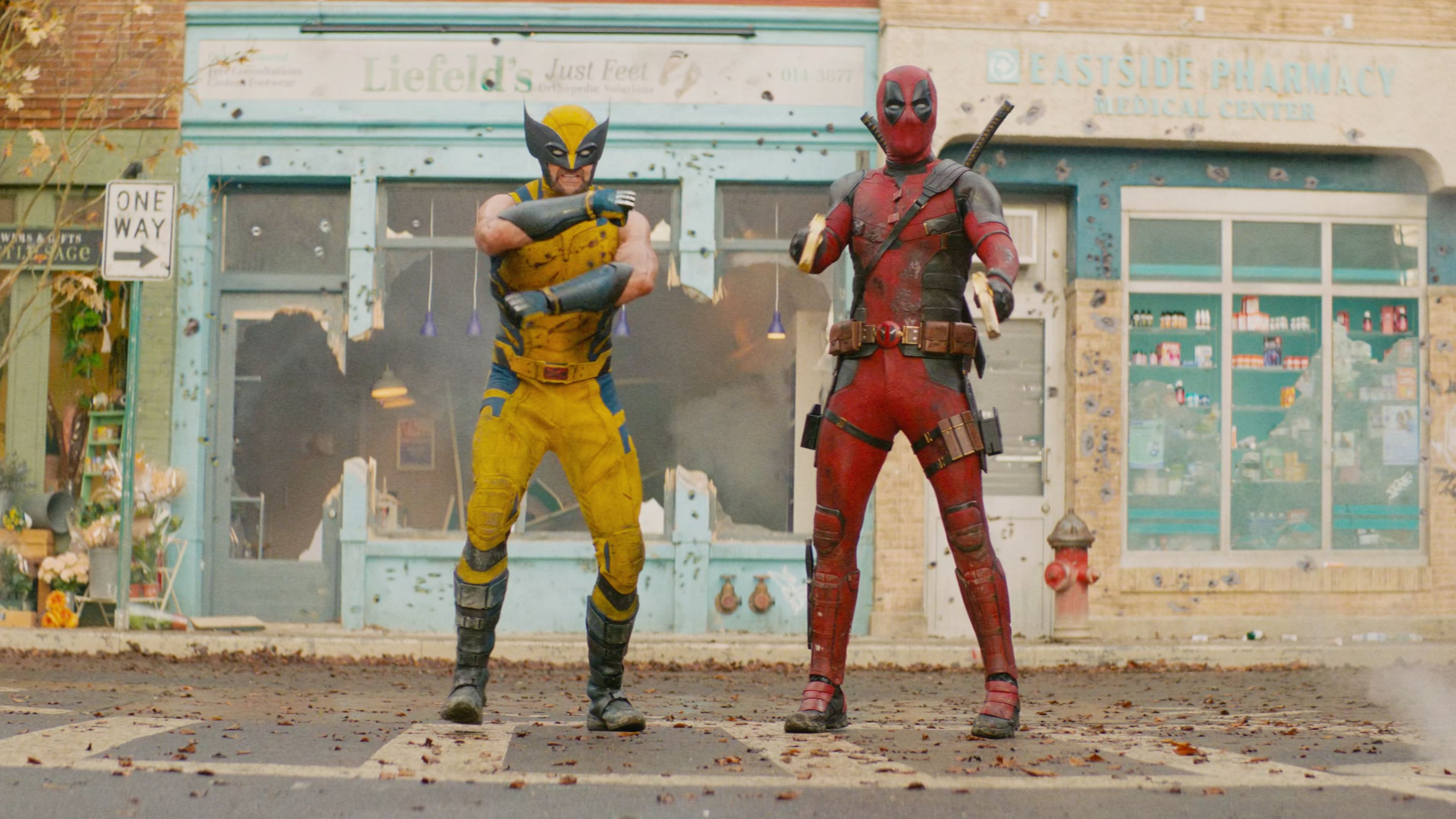 死侍与金刚狼这是要加入复仇者联盟啊