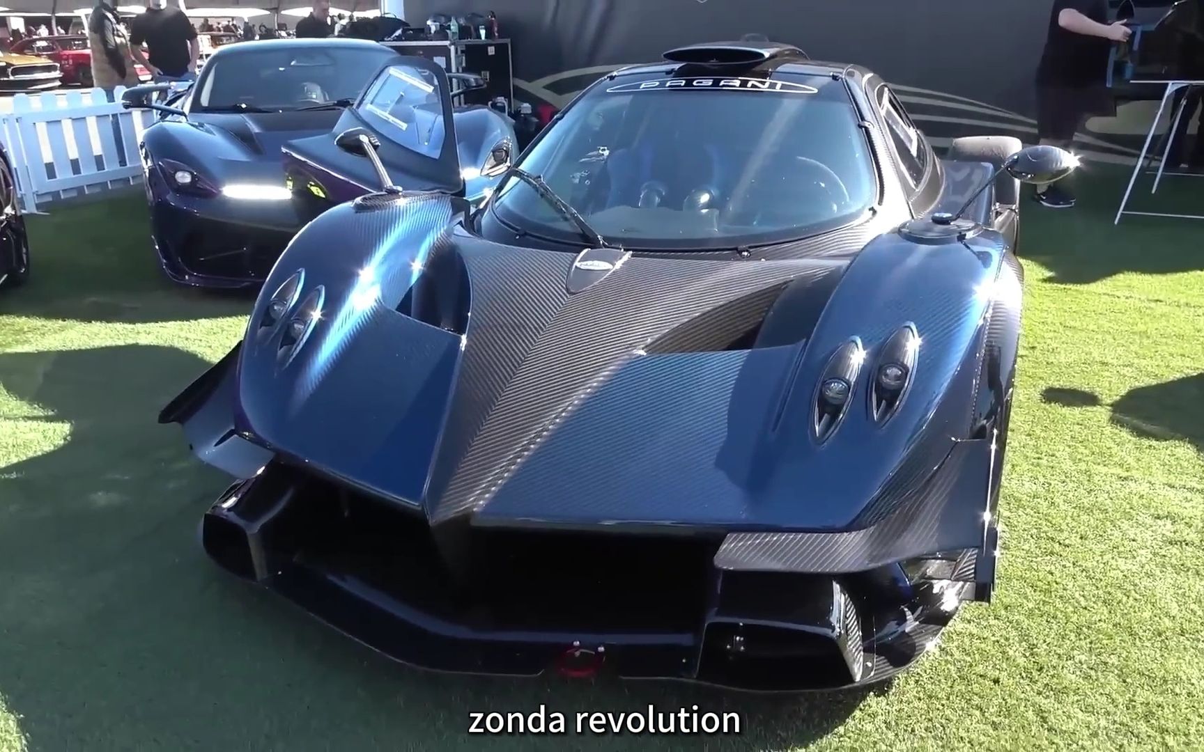 超700万美元,限量5台的帕加尼(Pagani)Zonda Revolucion (5/5)蓝碳,Shmee在赛道体验Zonda Revolucion哔哩哔哩bilibili