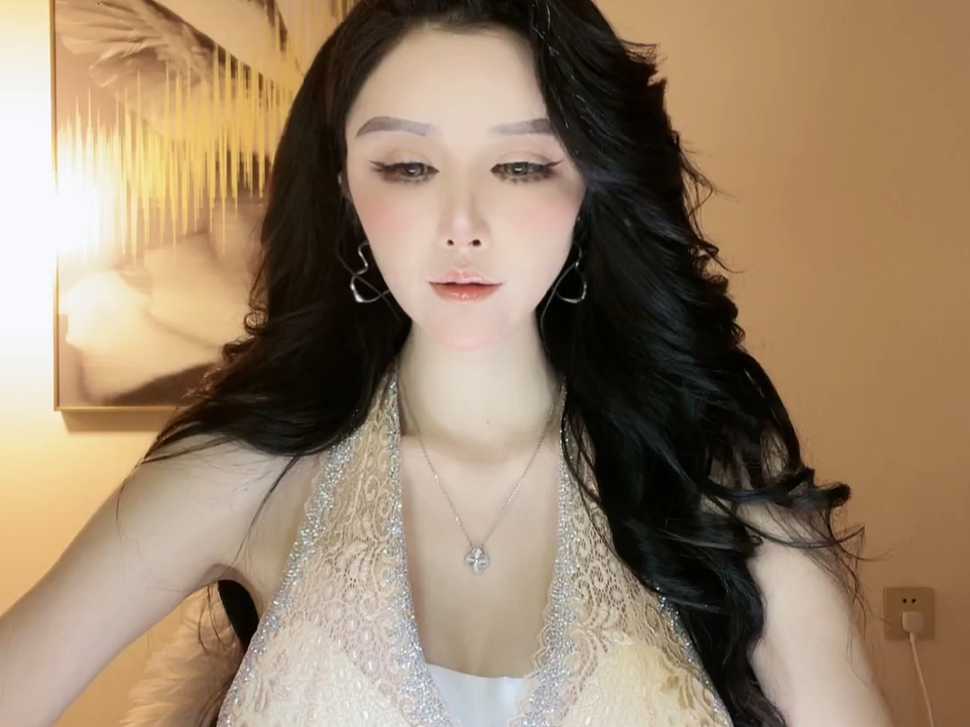 米亚_2024年4月10日15时30分51秒_蓝光-1