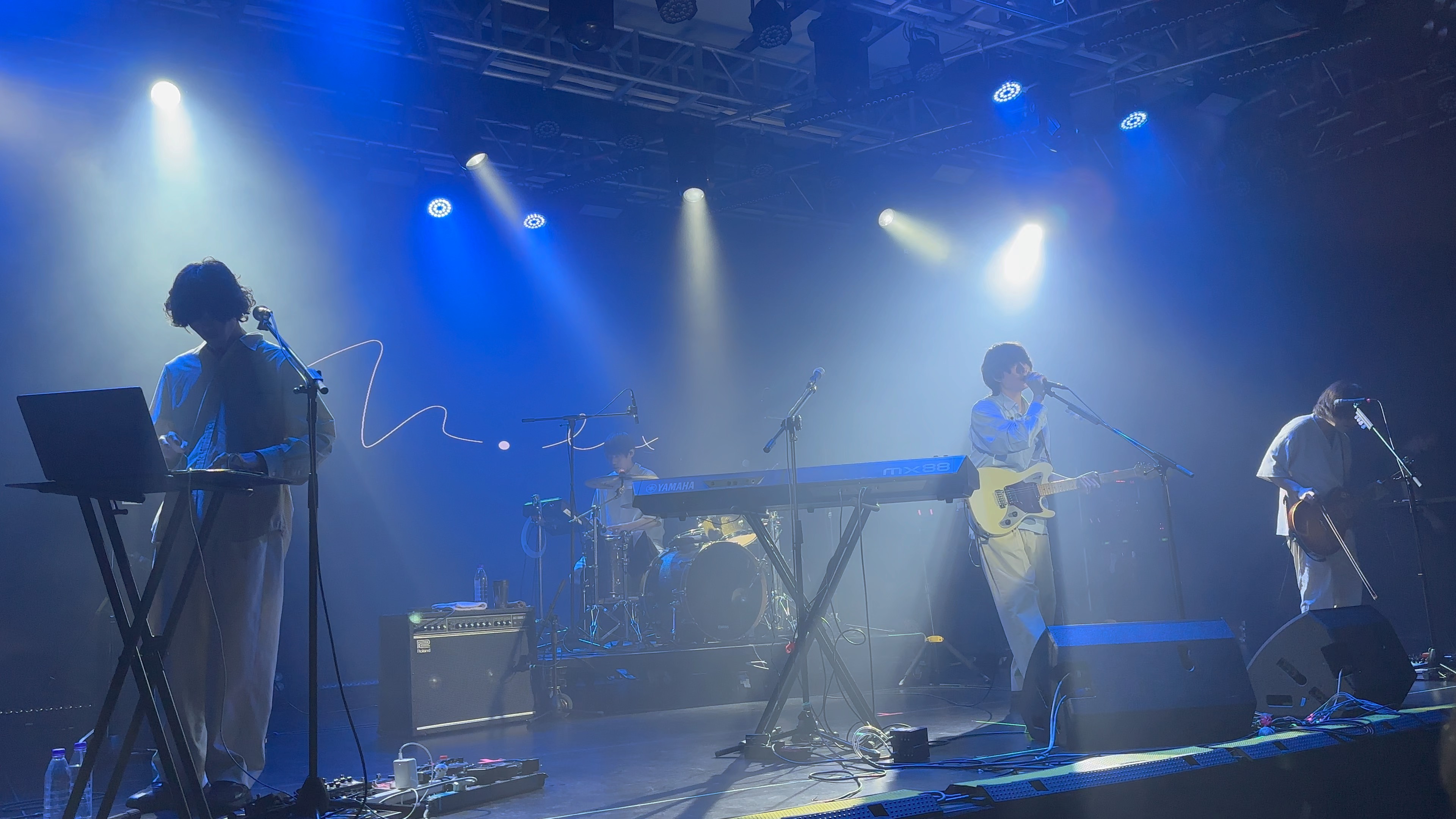 mol-74广州太空间livehouse新歌「mooner」首唱