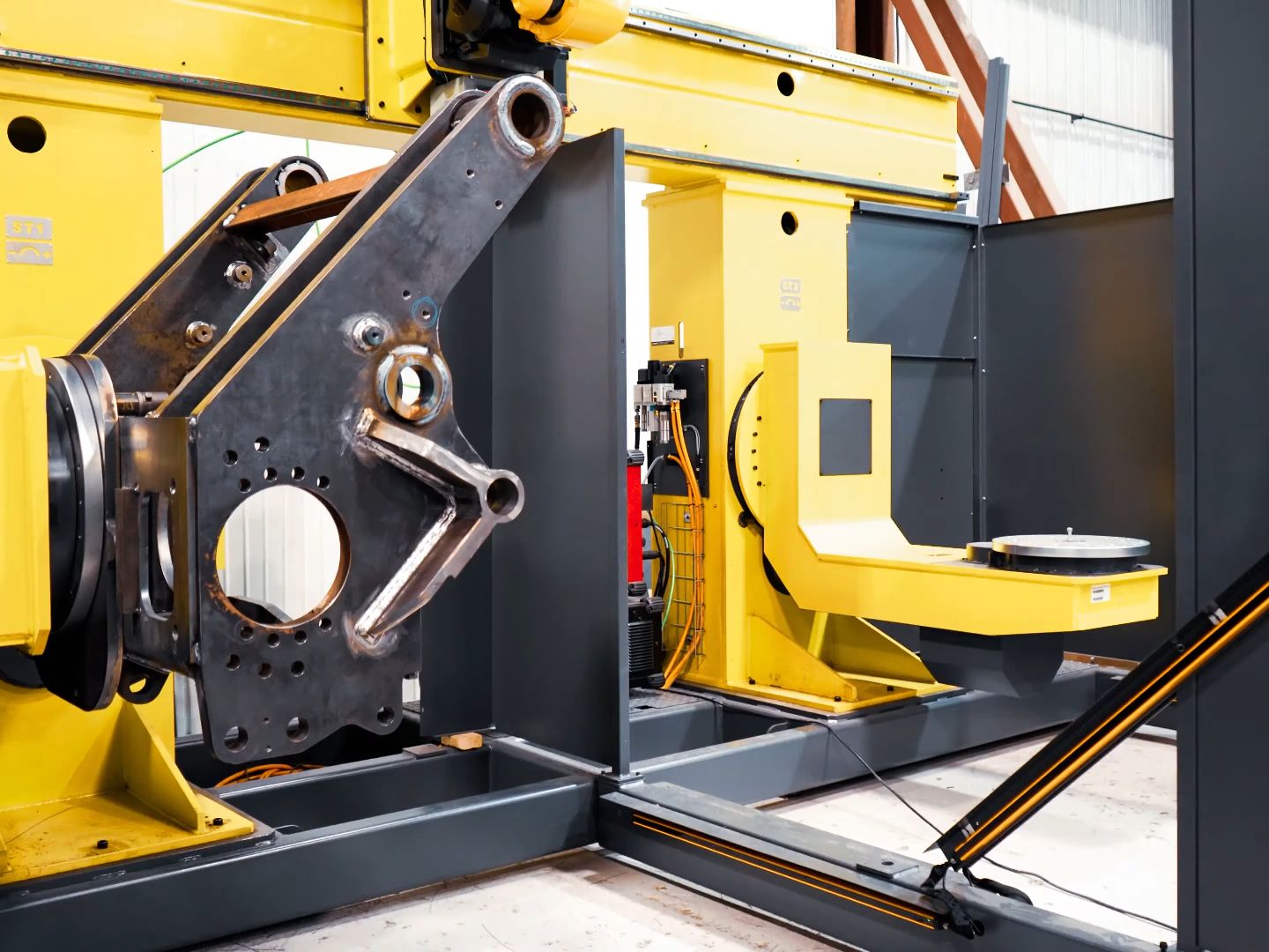 全自动焊接机器人机械手工作站生产线