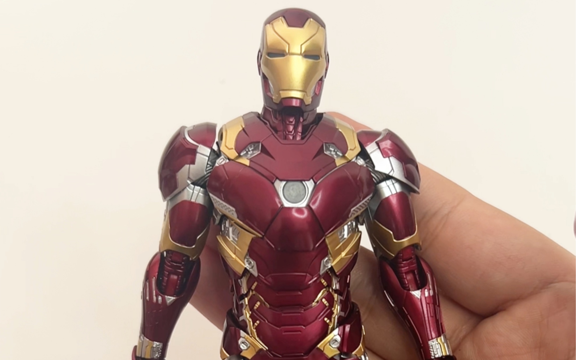 threezero钢铁侠mk46