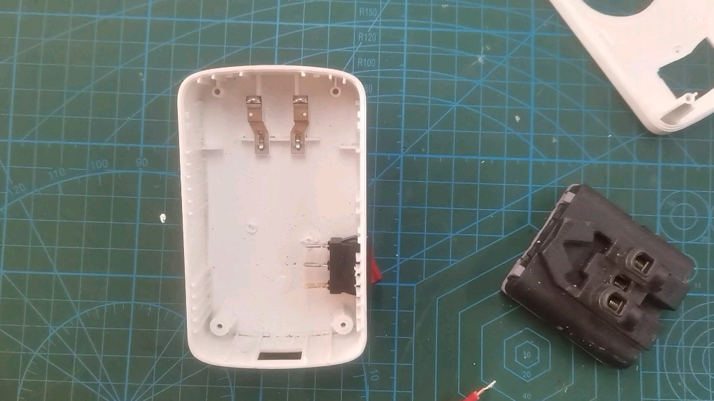 维修插座如何做,来看看我做的吧