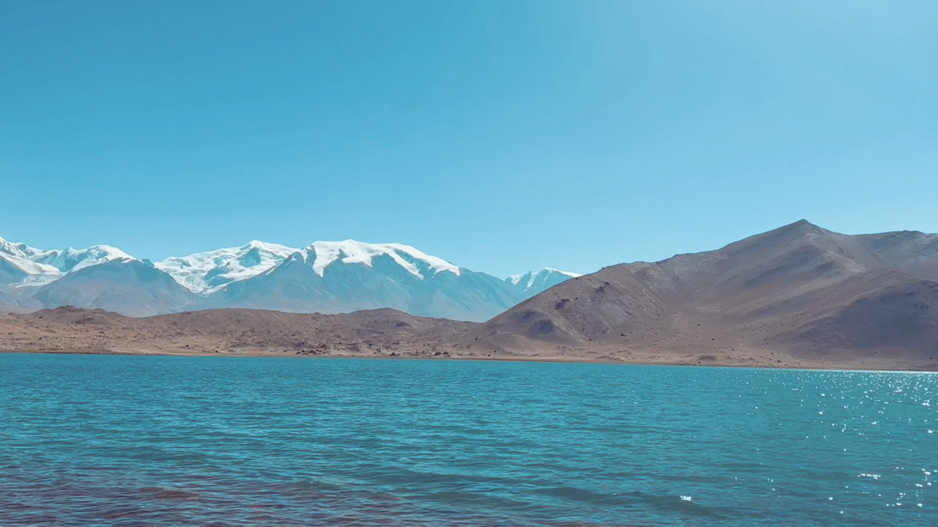 喀拉库勒湖,比尔波特说是他见过最美的湖.