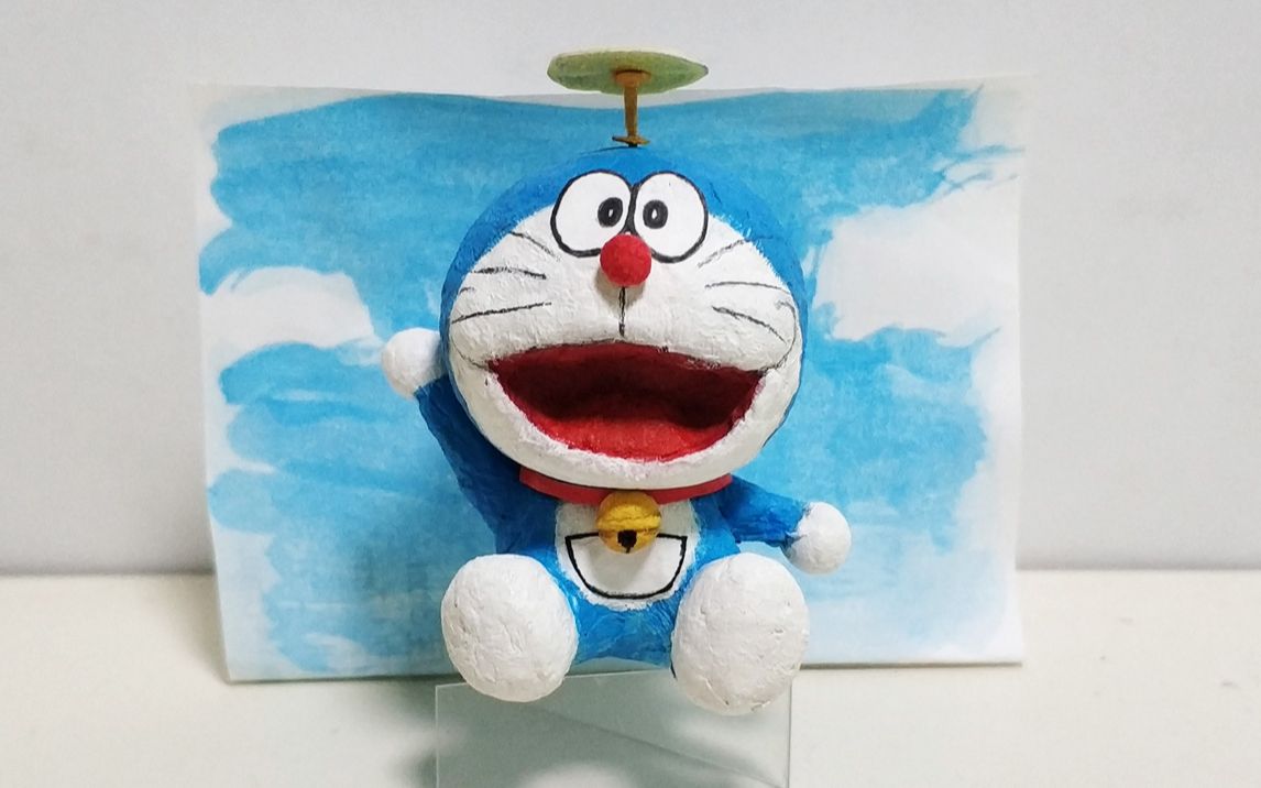 活动作品教你用废纸做出一个哆啦a梦