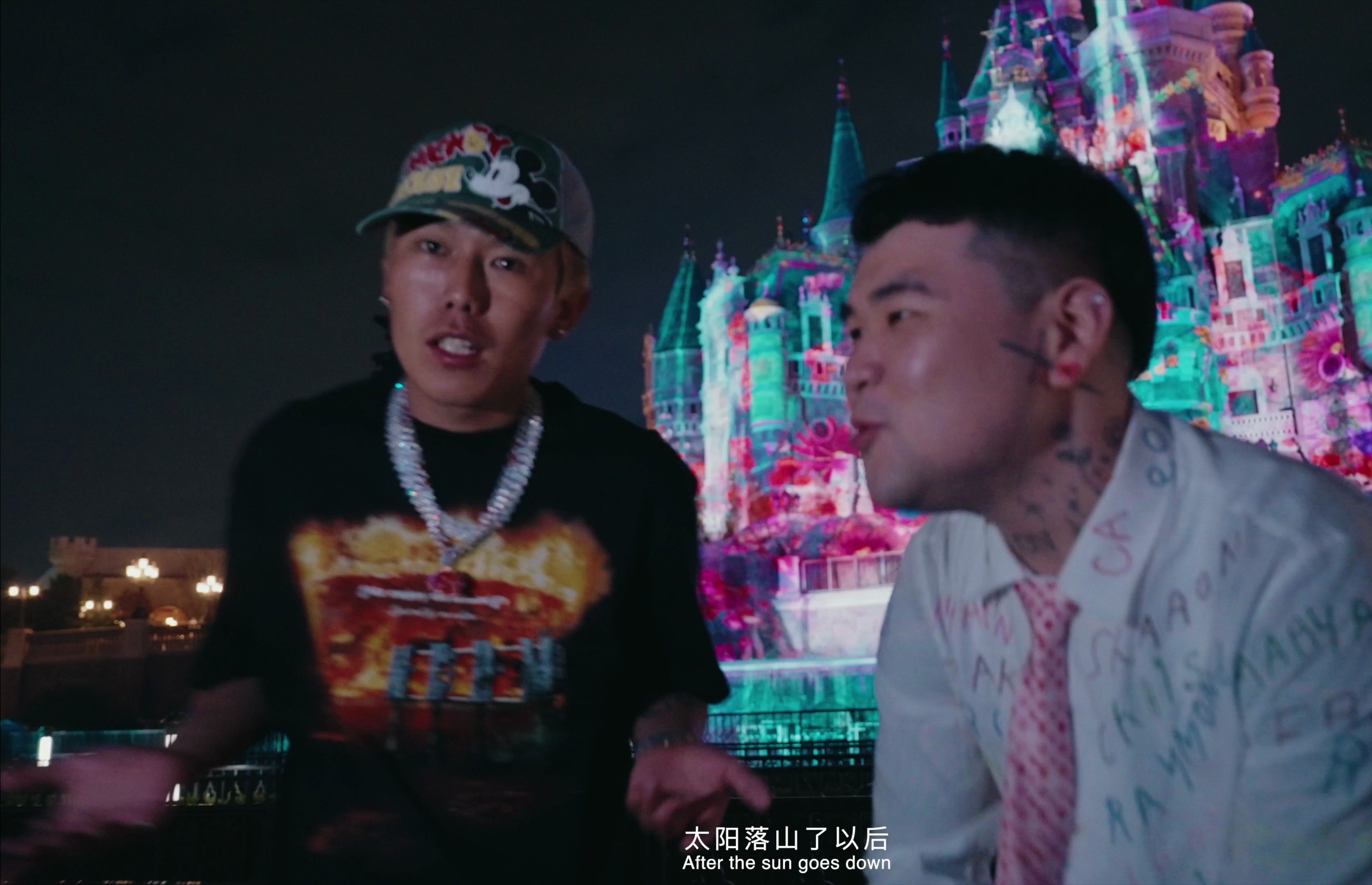 诺米出镜mv!knowknow新歌《想带你去迪士尼》