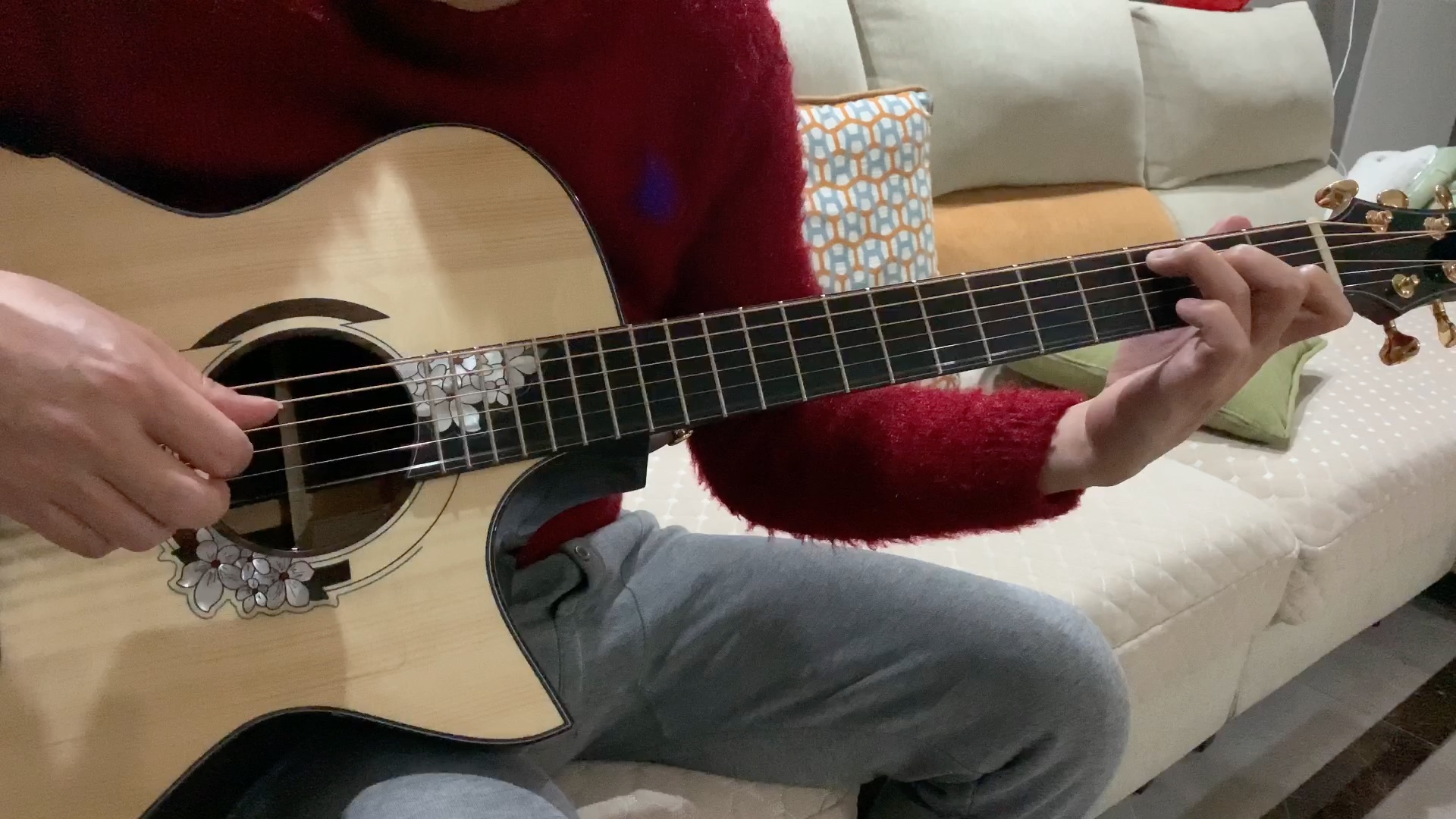 美诗特私人收藏吉他singa桶形瑞士云杉印度玫瑰木背侧