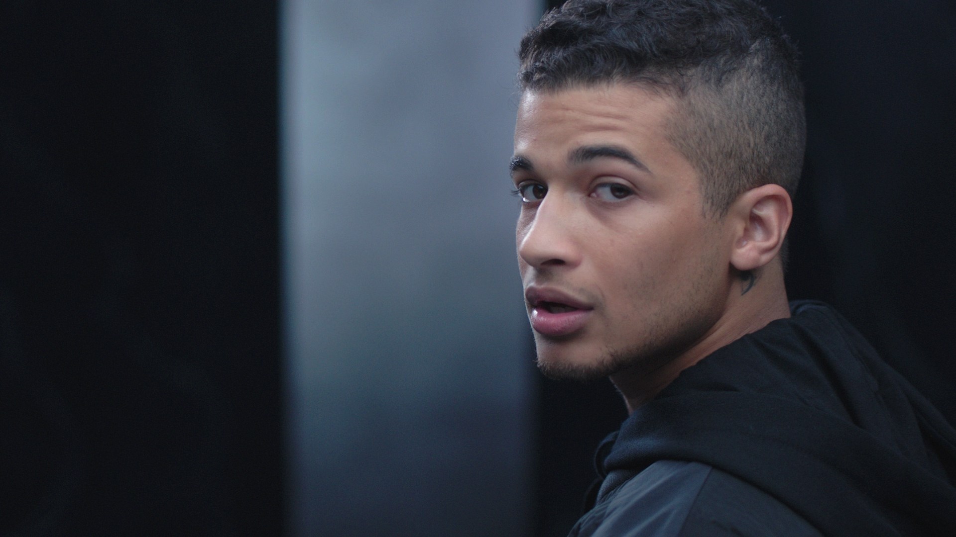 [图]All About Us - Jordan Fisher