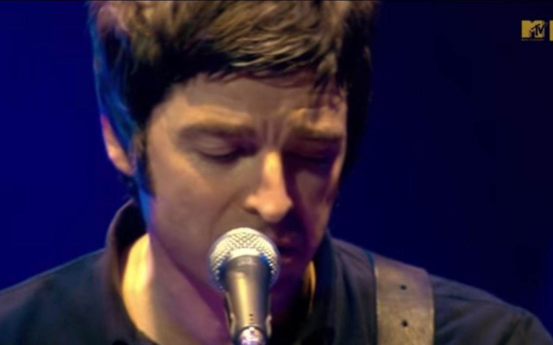 [图]Oasis -  The Masterplan (Live Wembley 2008) HD