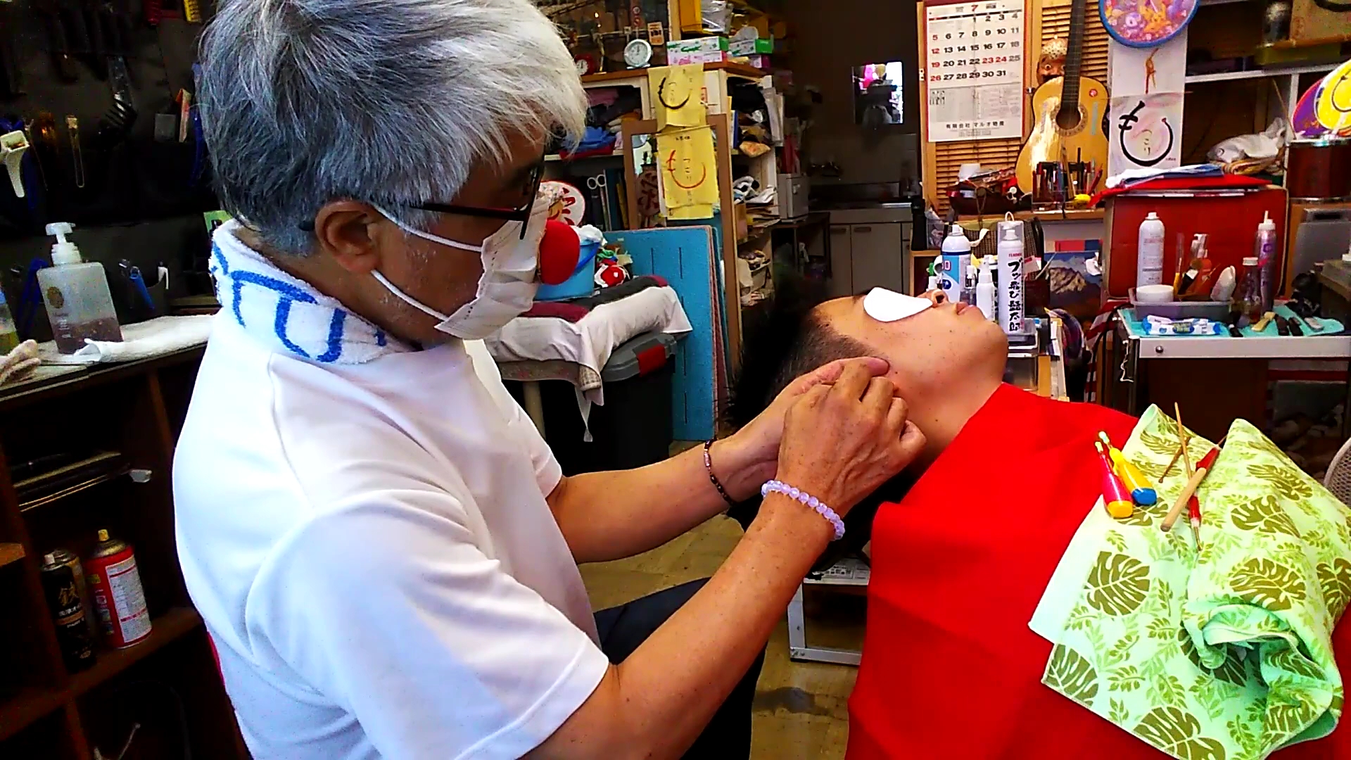 【洗耳】老师傅究极治愈技:洗耳 掏耳_哔哩哔哩