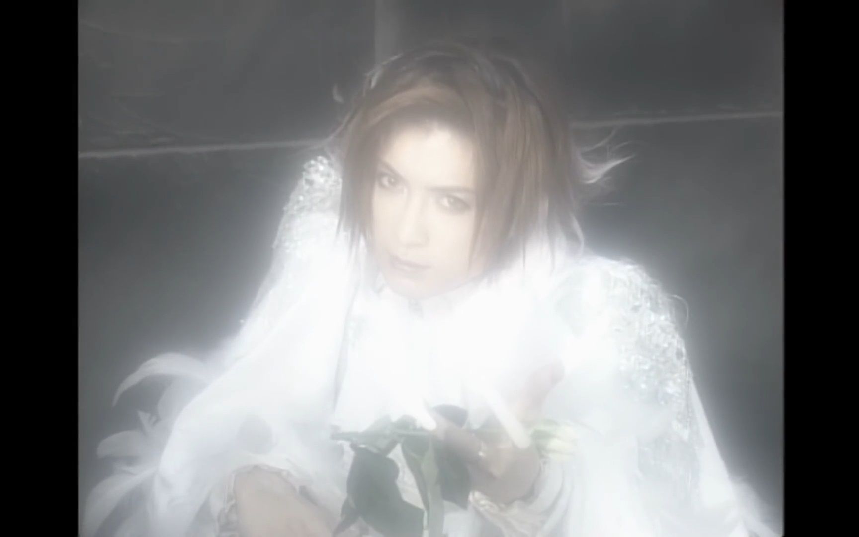 [图]【视觉系】MALICE MIZER「Le ciel ～空白の彼方へ～」MV (中文字幕)