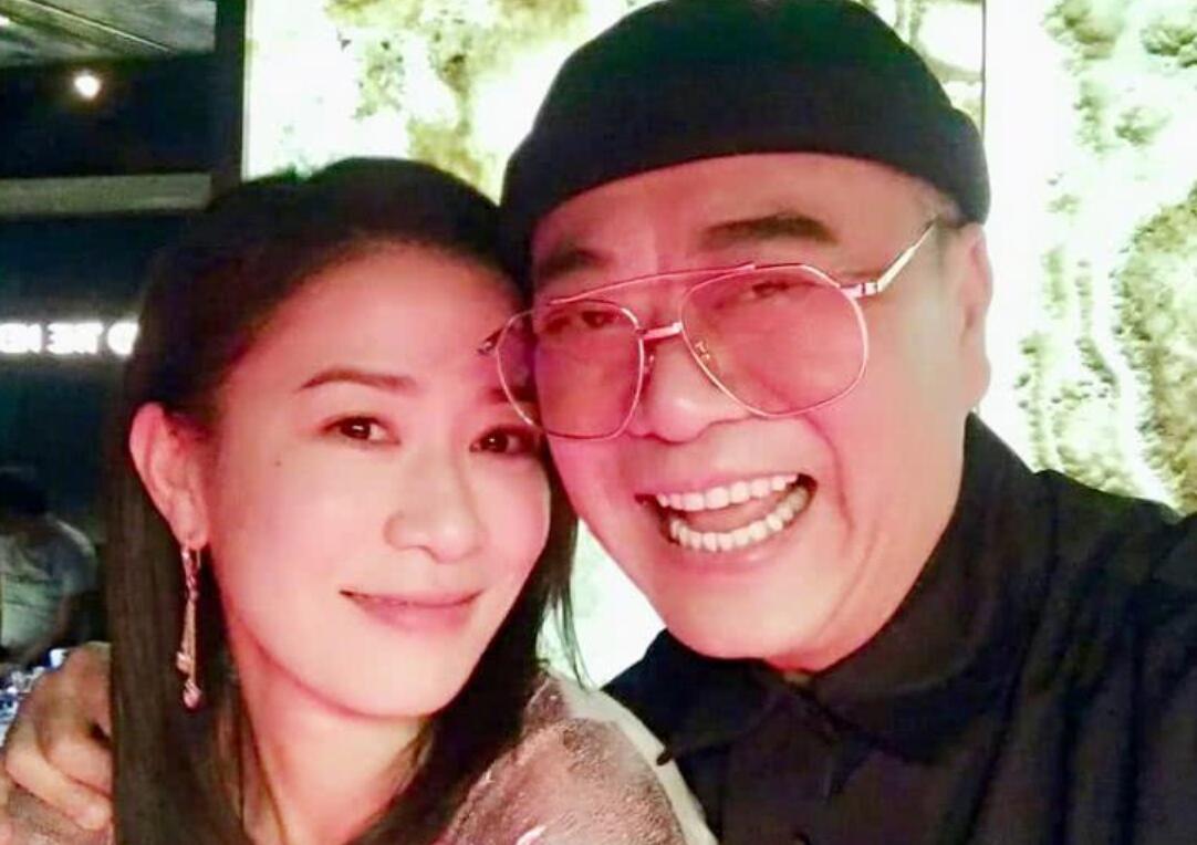 神仙友谊!欧阳震华晒与佘诗曼合照,连续十年卡点为其庆生