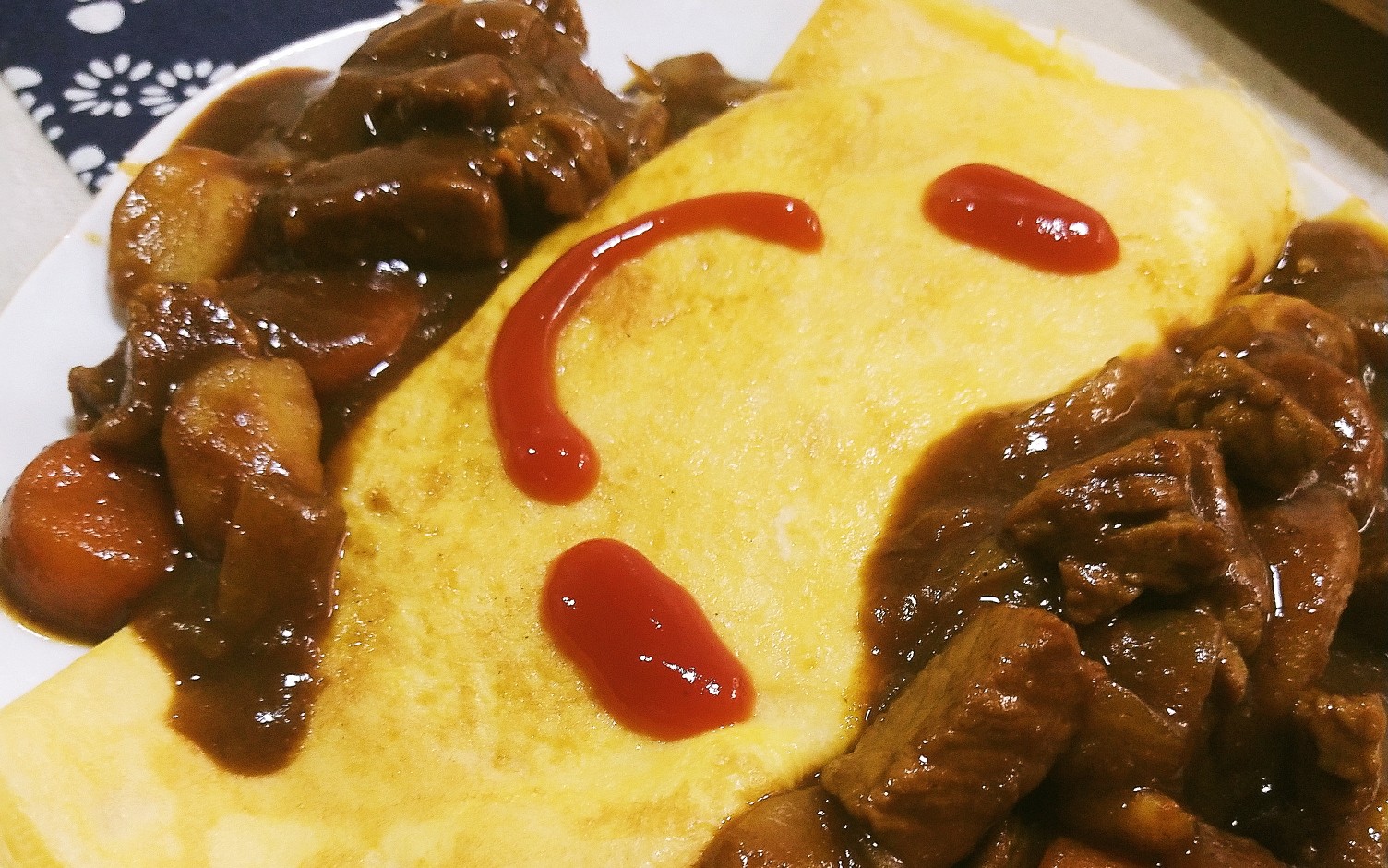 05/07牛肉咖喱蛋包饭