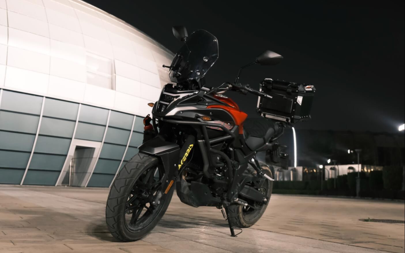 隆鑫无极voge300ds机车摄影