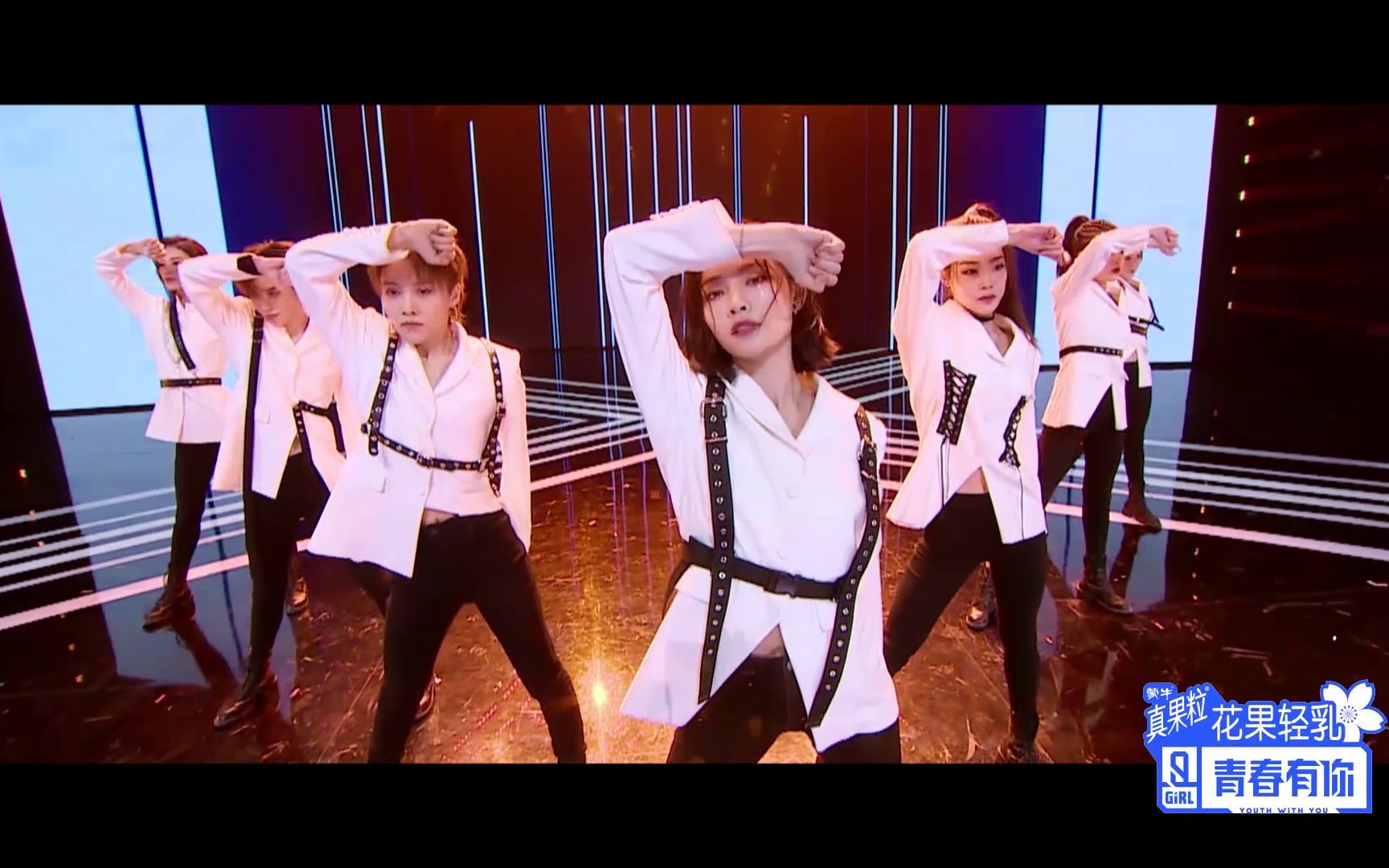 青春有你2破风人间扳手刘雨昕看看国外网友是怎么评价破风的