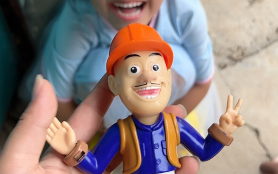 亲子互动游戏,给光头强找衣服了