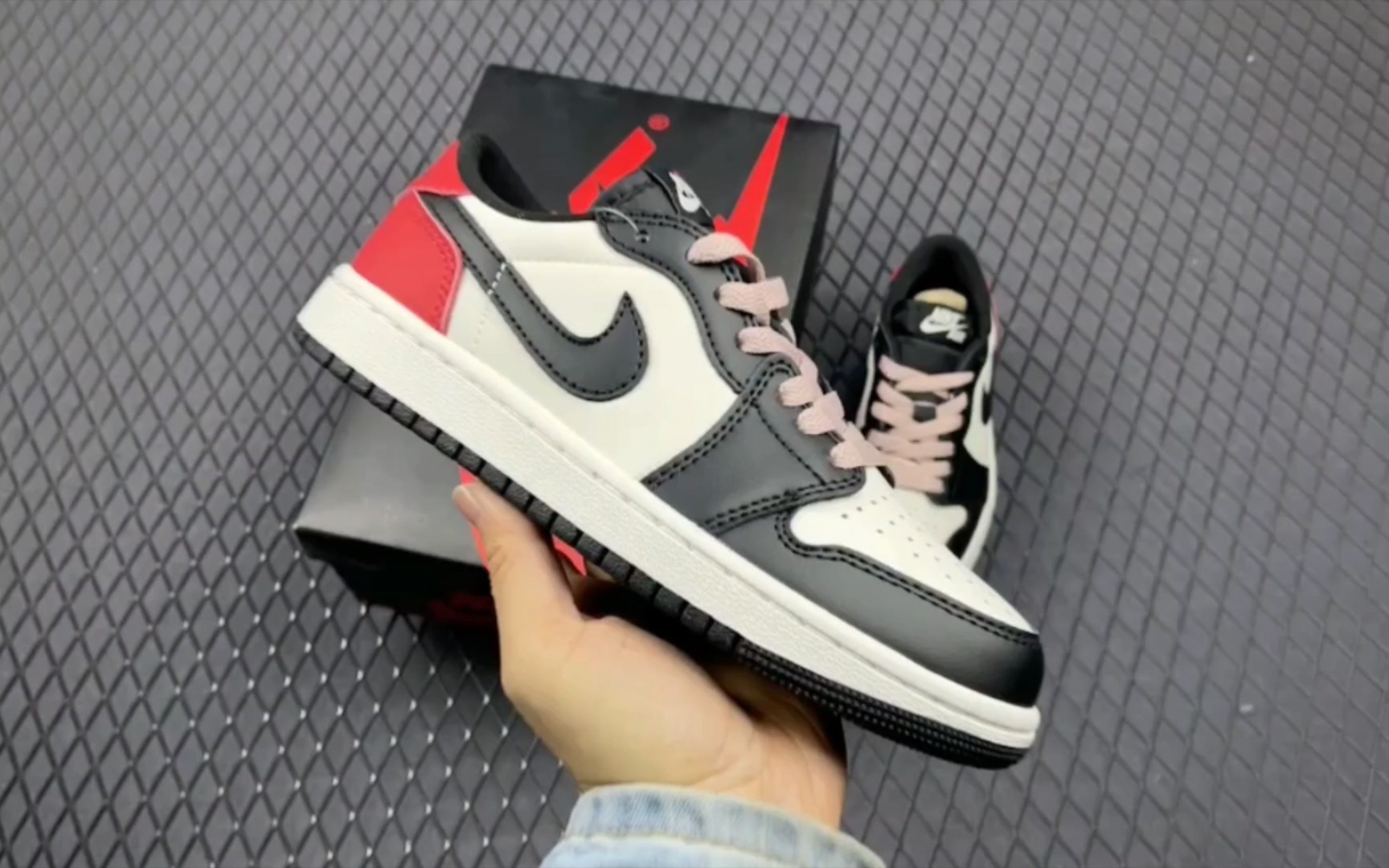 18]air jordan 1 low aj1 乔1黑米红脚趾 低帮文化休闲板鞋 hf8828