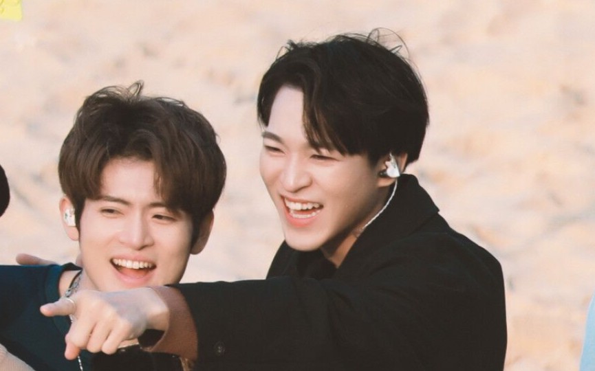 【赞就丸了】cp感满满,配一脸._哔哩哔哩_bilibili