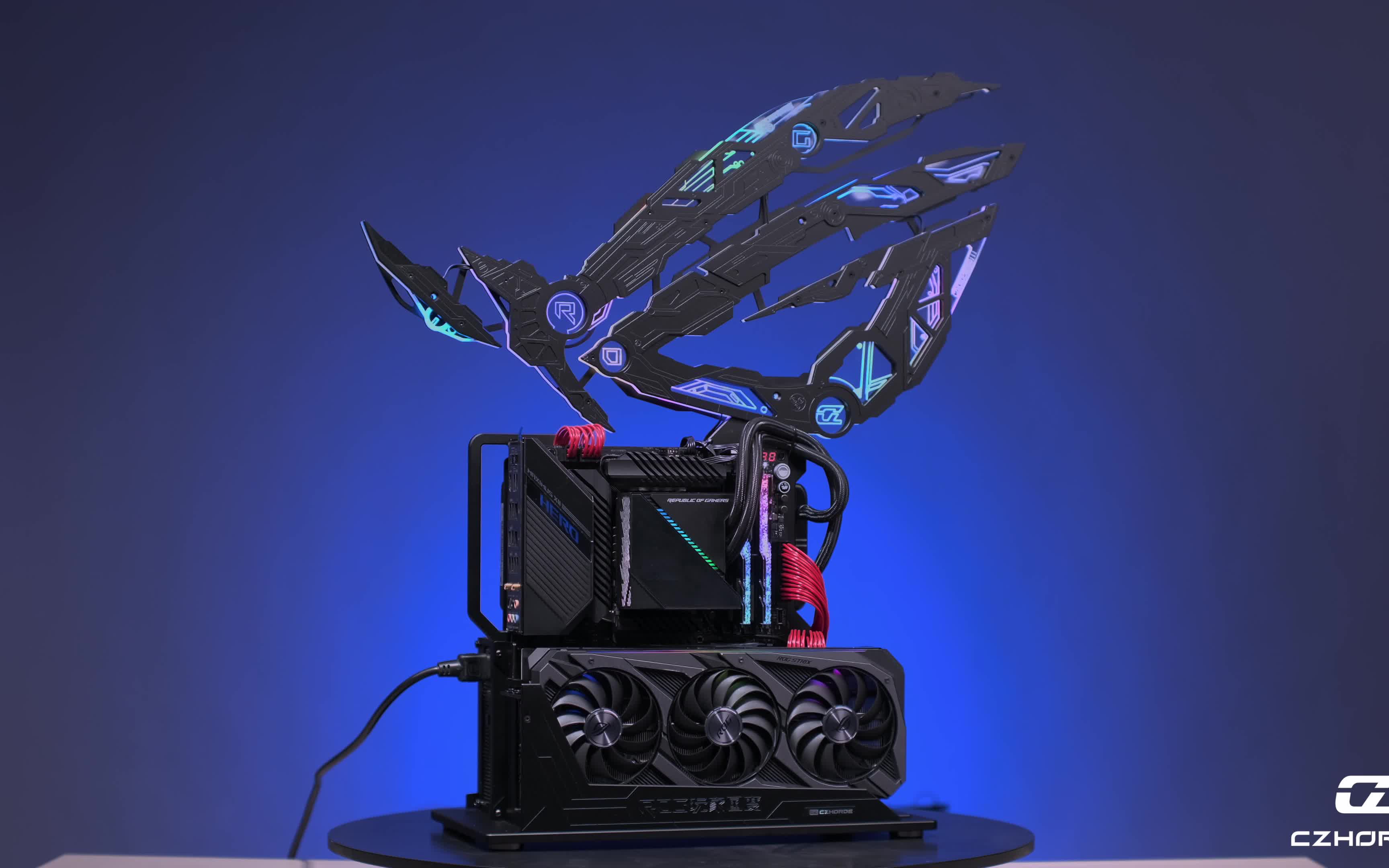 新品预览cz新品rog概念机箱信仰之眼atx