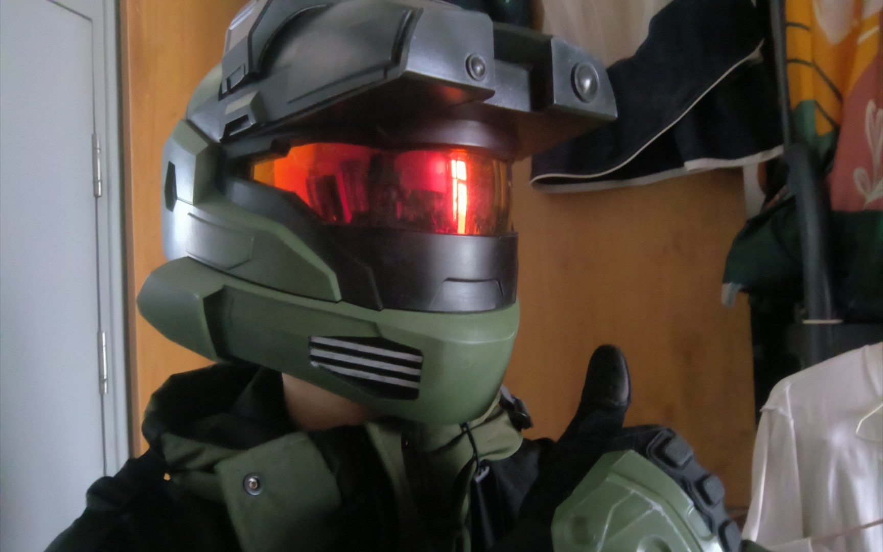 就算是俊也会满意的:光环 致远星 侦查型头盔介绍