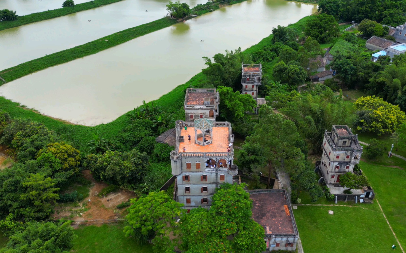 《让子弹飞》取景地之一:开平自力村碉楼!