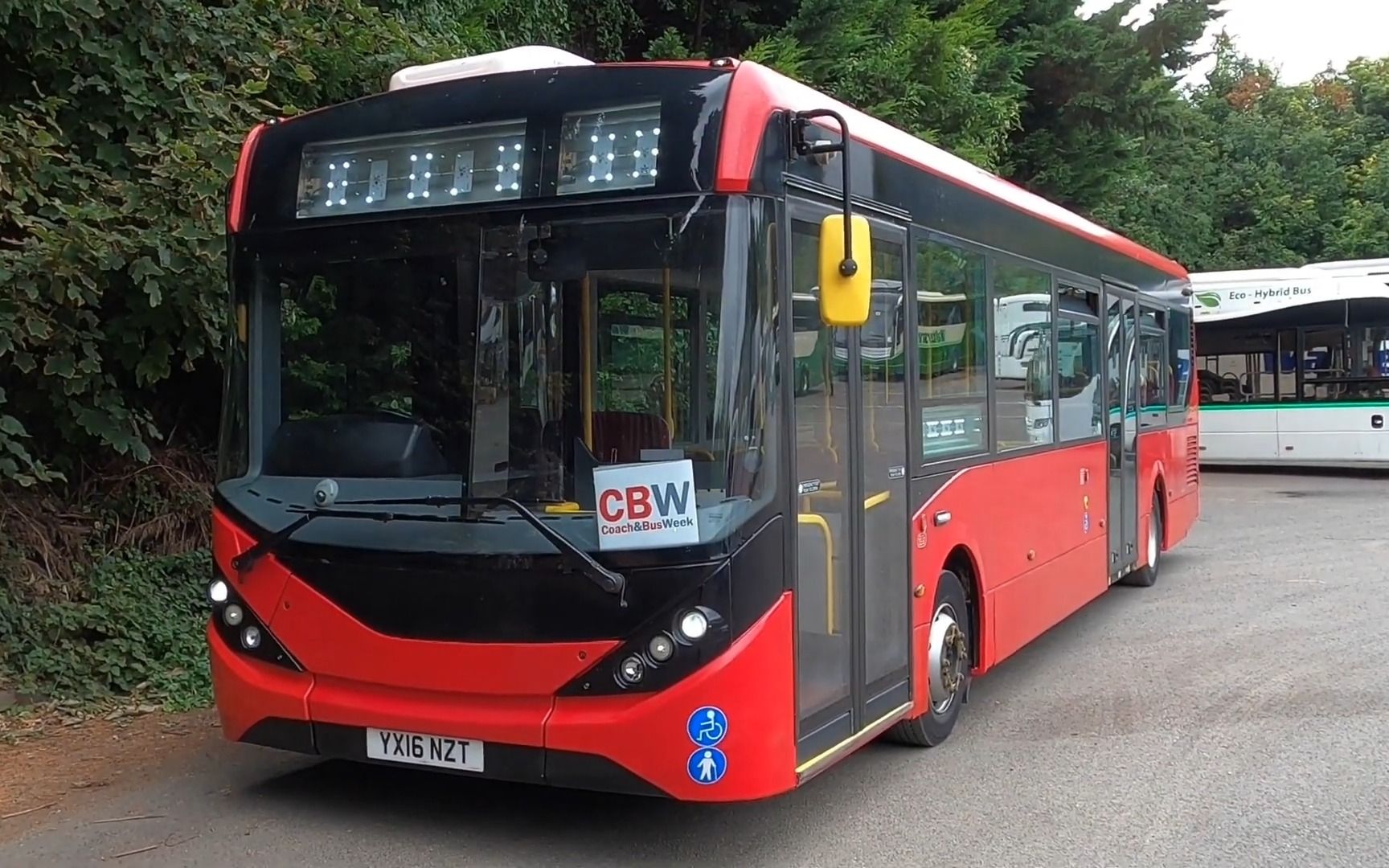 亚历山大 丹尼士 enviro200mmc 底盘稳 发动机声音好听