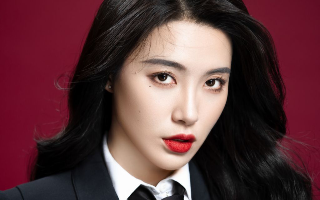 戴萌 生日公演《eclipse》舞台,张昕 果真钻军顶点…snh48