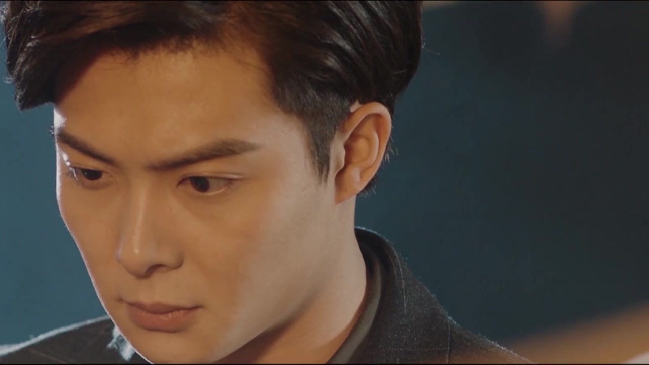 张日山(剧中人只是剧中人)