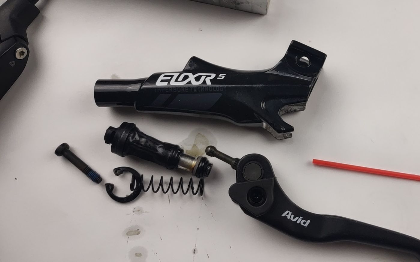 sramavidex系列刹车重新注油后失效的处理方式sramguide活塞卡死