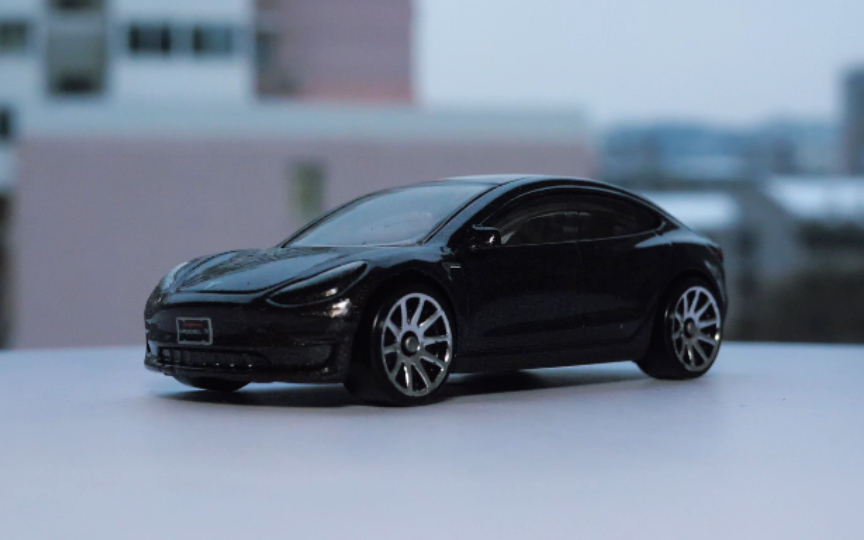 【每日一小车】风火轮特斯拉model3