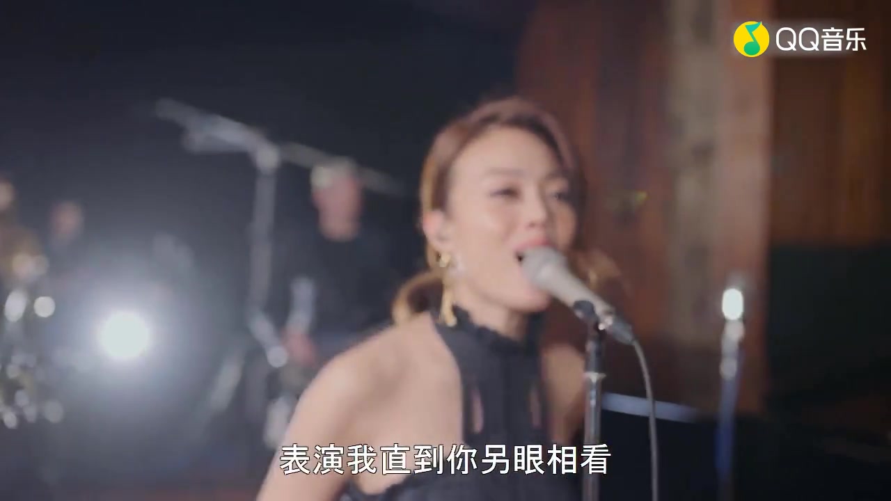 [图]容祖儿-隆重登场 (容祖儿 Joey Yung 自述纪录片《容祖儿 love in L.A.》表演片段)(超清)