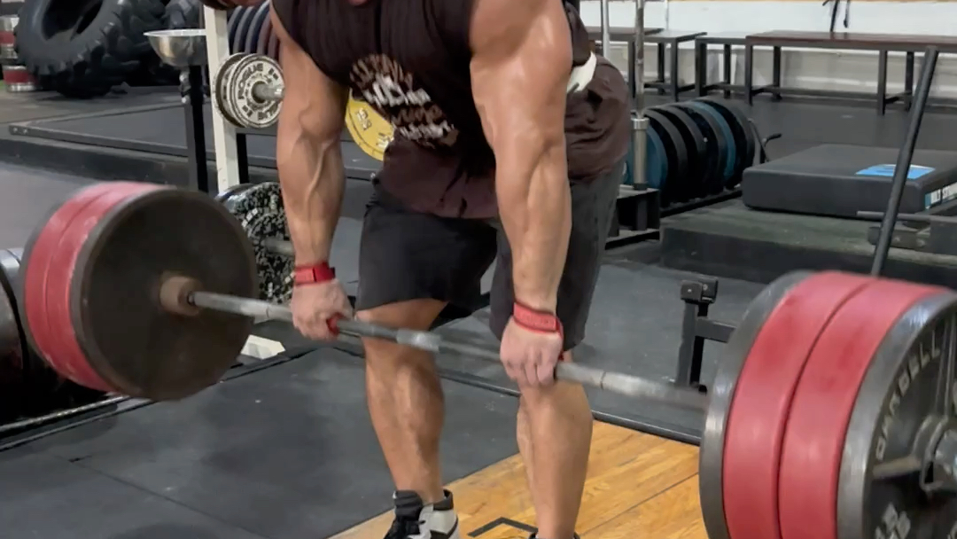 赛前5周低碳日练背硬拉200KG-举铁小成成-举铁小成成-哔哩哔哩视频