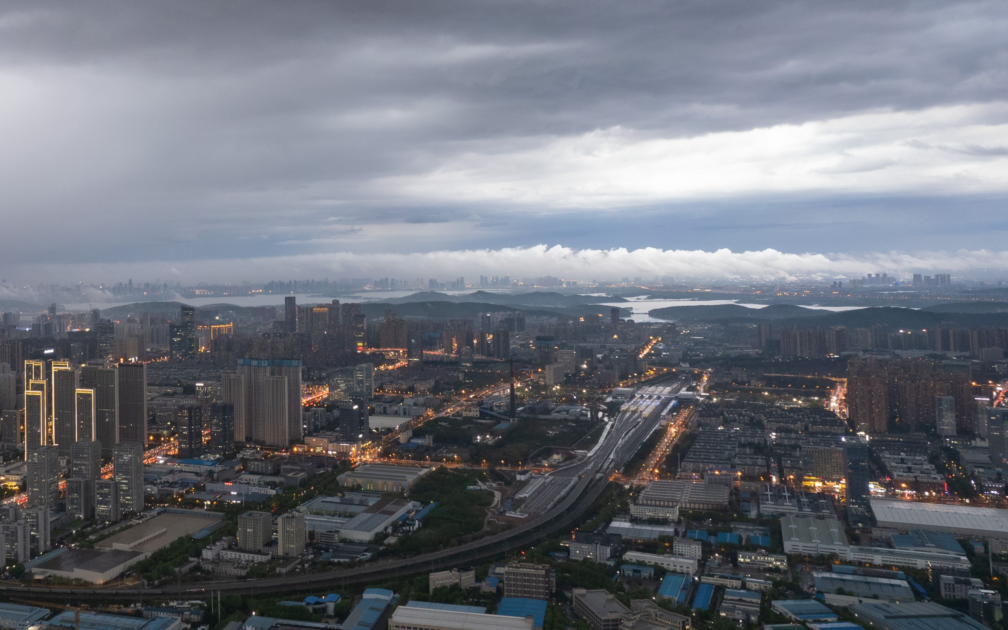 【武汉工程大学】一场大雨哔哩哔哩bilibili